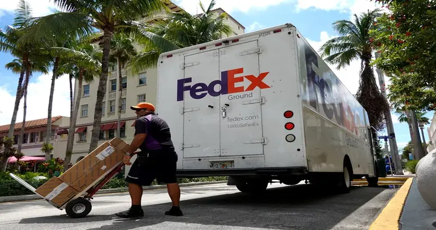 Read more about the article S&P 500 Update: FedEx Stock Takes a Dive After Earnings Miss