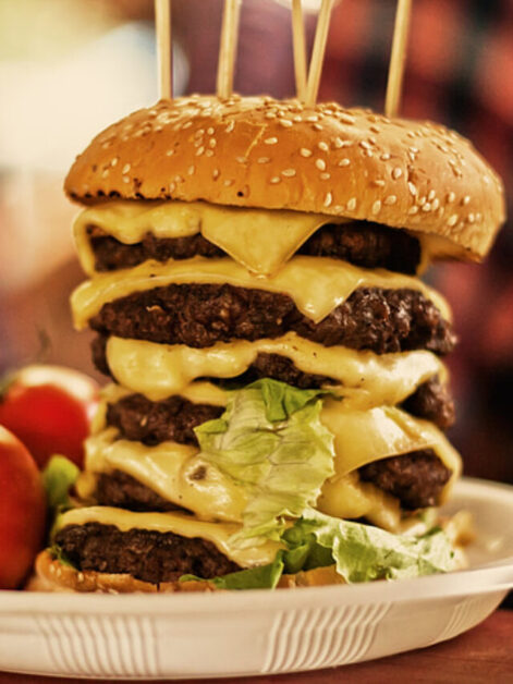 Read more about the article Happy National Cheeseburger Day!