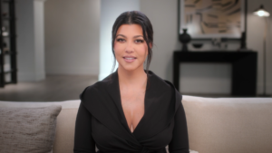 Read more about the article Kourtney Kardashian Christmas Decorations Earn Backlash