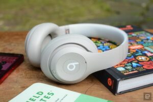 Read more about the article The Beats Studio Pro headphones are half off right now