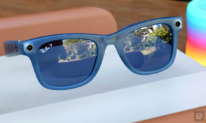 Read more about the article Meta is reportedly adding displays to its Ray-Ban smart glasses