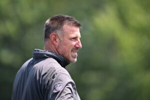 Read more about the article Report: Mike Vrabel to interview for Jets’ vacancy