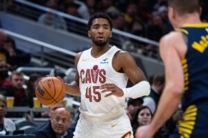 Read more about the article Donovan Mitchell, Cavs avenge loss to Pacers