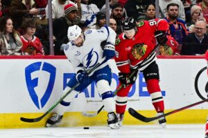 Read more about the article Slumping Blackhawks get another shot at Lightning