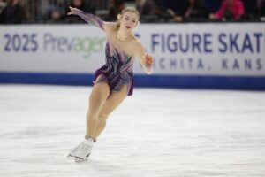 Read more about the article Amber Glenn wins second consecutive U.S. figure skating title