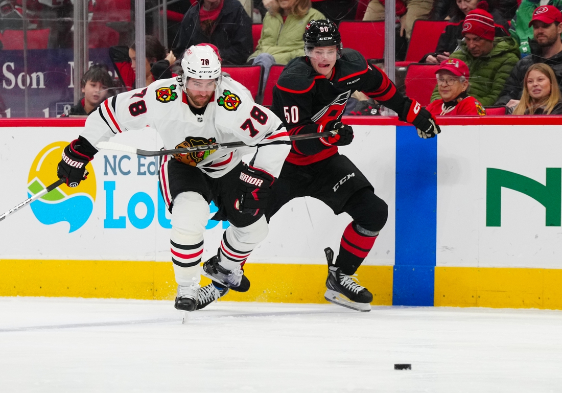 You are currently viewing Mikko Rantanen nets first Hurricanes goal in win over Blackhawks