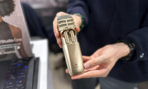 Read more about the article AirStudio One is a portable microphone that’s full of surprises