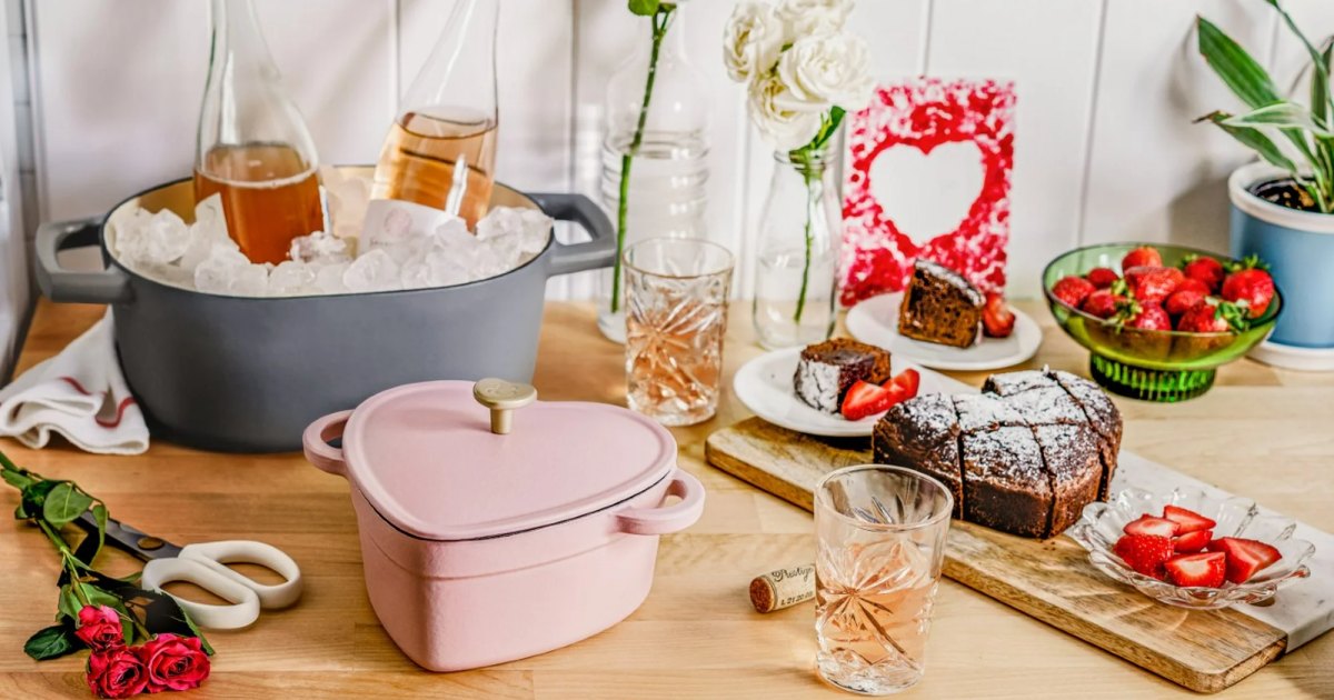 You are currently viewing These Rosé Kitchen Items from Beautiful by Drew Barrymore Are Too Sweet