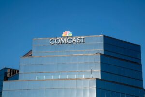 Read more about the article Comcast Q4 2024 Earnings: ‘Wicked’ Boosts Studio Results