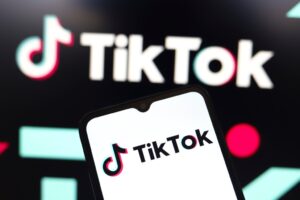 Read more about the article Chinese Apps Xiaohongshu & Lemon8 Surge In Downloads Before TikTok Ban