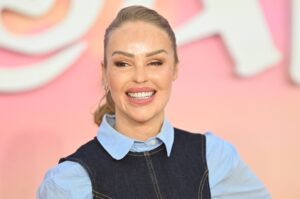 Read more about the article Katie Piper Gets Prosthetic Eye Fitted Following Acid Attack