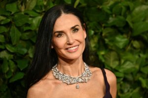 Read more about the article Demi Moore Breaks Silence on Bruce Willis’ Dementia