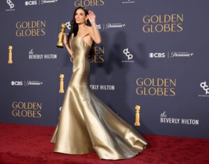 Read more about the article Demi Moore Appears to Snub Kylie Jenner In Controversial Golden Globes Footage