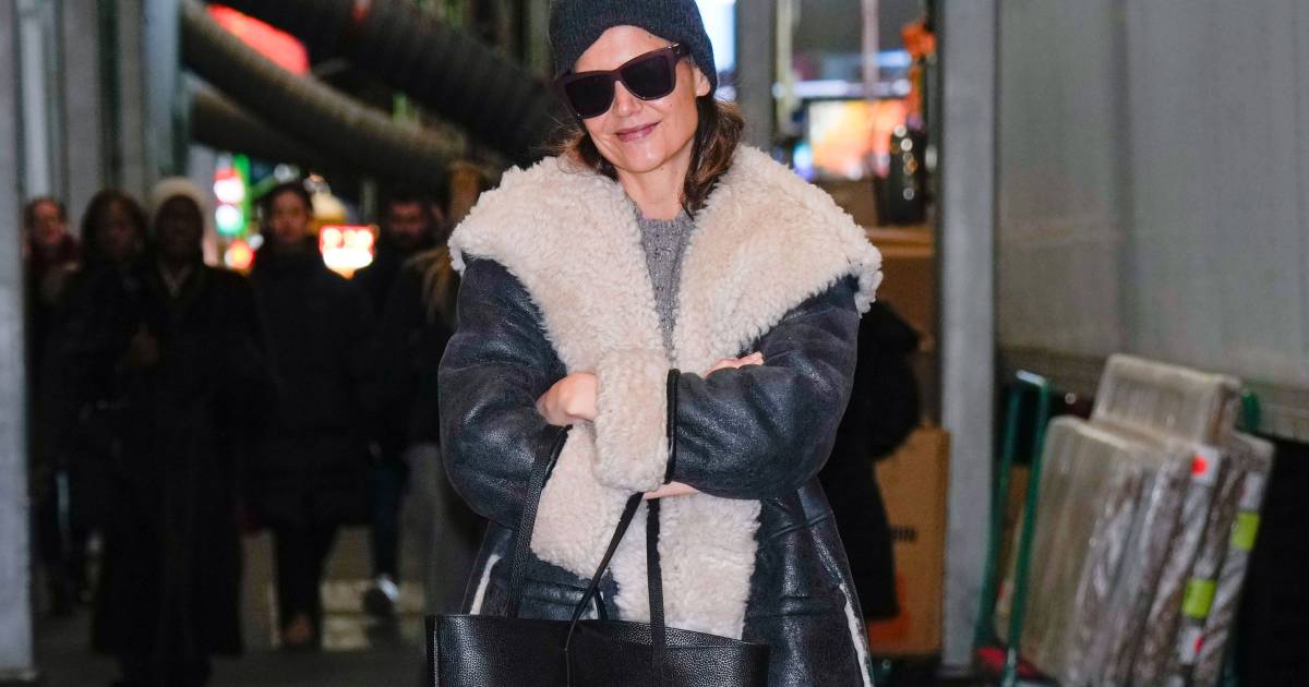 You are currently viewing Katie Holmes’s Luxe Tote? This $17 Style Looks Just Like It