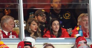 Read more about the article Caitlin Clark, Taylor Swift Cheer for Travis Kelce at Chiefs Playoff Game