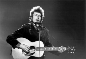 Read more about the article Bob Dylan ‘Mr Tambourine Man’ Lyrics Sell For Half A Million Dollars