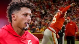 Read more about the article Patrick Mahomes Addresses Controversial Flop, ‘Probably Shouldn’t Have Done That’