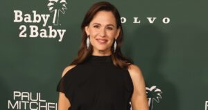 Read more about the article Jennifer Garner Reveals Friend From Church Died in L.A. Wildfires