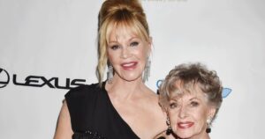 Read more about the article Melanie Griffith Shares Rare Glimpse of Mom Tippi Hedren as She Turns 95