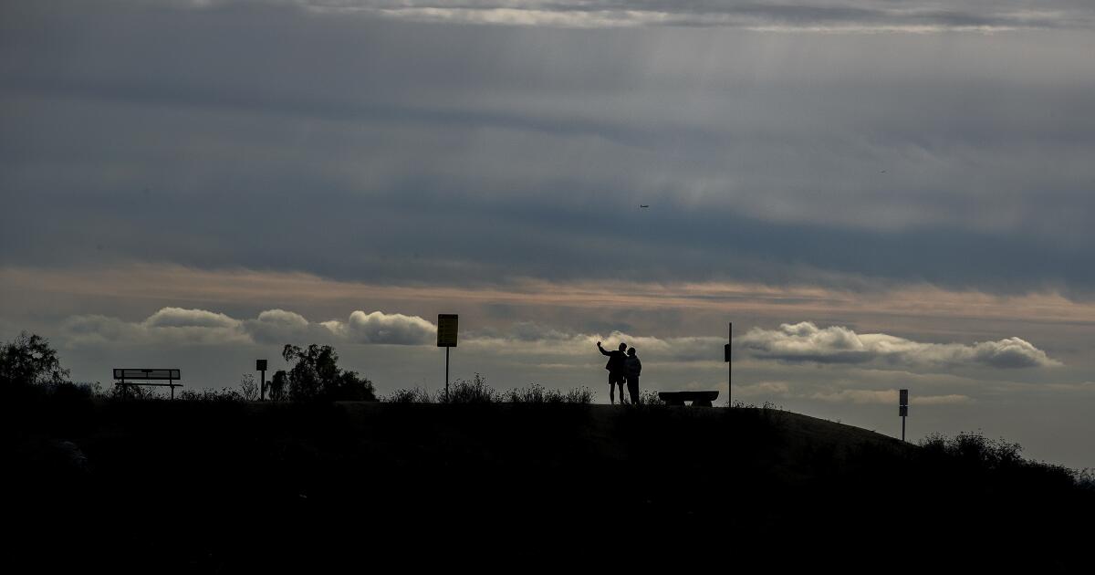 You are currently viewing L.A.’s Runyon Canyon Park partially reopens following fire