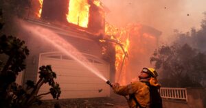 Read more about the article LAFD’s failure to pre-deploy before Palisades fire: A Times investigation