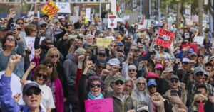 Read more about the article Hundreds rally in Long Beach to protest President Trump and Elon Musk