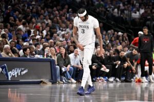 Read more about the article Report: Mavs’ Anthony Davis (adductor) expected to miss multiple weeks