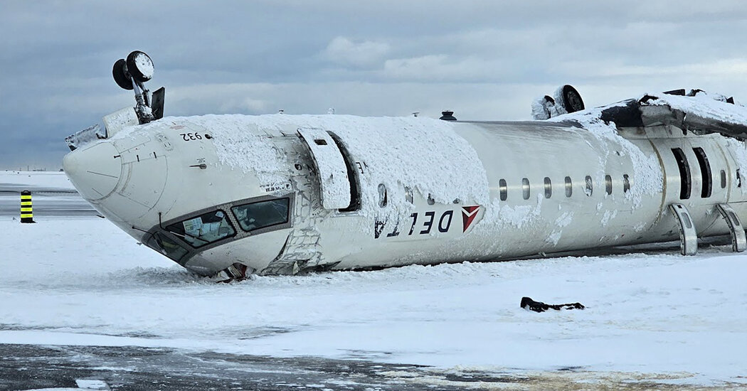 You are currently viewing Delta Offers $30,000 to Passengers on Plane That Crashed in Toronto