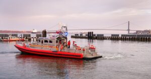 Read more about the article At Least 3 Dead After Boat Capsizes Near Staten Island, Officials Say