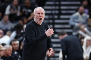 Read more about the article Report: Gregg Popovich tells Spurs he won’t return this season