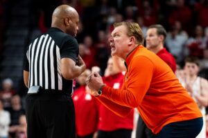 Read more about the article No. 18 Illinois turns it on late, roars past Ohio State