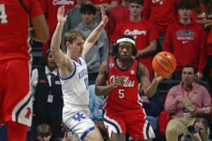 Read more about the article No. 25 Ole Miss leans on strong first half to top No. 14 Kentucky