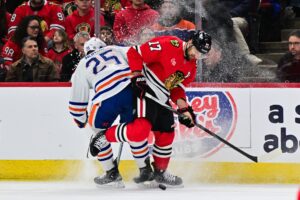 Read more about the article Zach Hyman’s OT winner lifts Oilers over Blackhawks