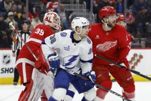 Read more about the article Lightning make most of limited opportunities to strike down Red Wings