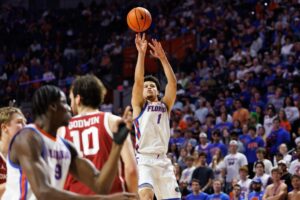 Read more about the article No. 2 Florida, riding win streak, faces optimistic LSU