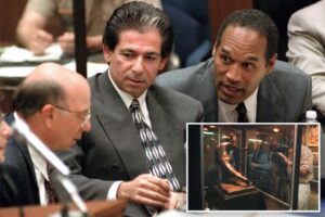 Read more about the article OJ Simpson bible that includes note from Robert Kardashian could be for sale