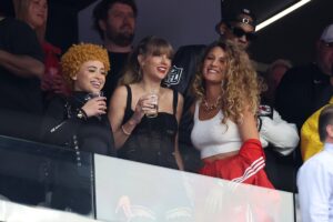 Read more about the article Blake Lively Banned From Taylor Swift’s Super Bowl Suite Amid Justin Baldoni Feud: Report