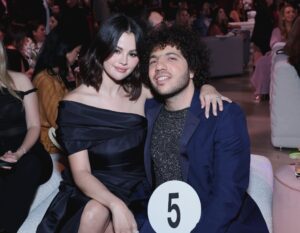 Read more about the article Benny Blanco Fills Bathtub With Nacho Cheese as Valentine’s Day Surprise For Selena Gomez: Gross or Romantic?