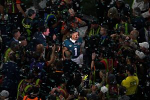 Read more about the article Eagles Fly, Dominate Chiefs In 40-22 Win; Hurts Named MVP