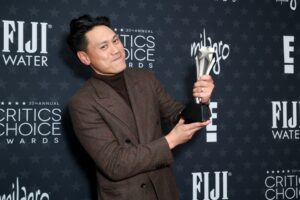 Read more about the article Jon M. Chu Says Wicked Awards Run “Absolutely” Affected Sequel