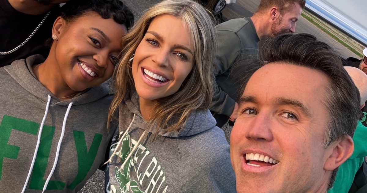 You are currently viewing Always Sunny, Abbott Elementary Casts Reunite Ahead of Super Bowl