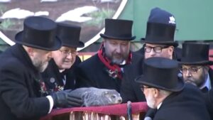 Read more about the article Punxsutawney Phil Predicts 6 More Weeks of Winter