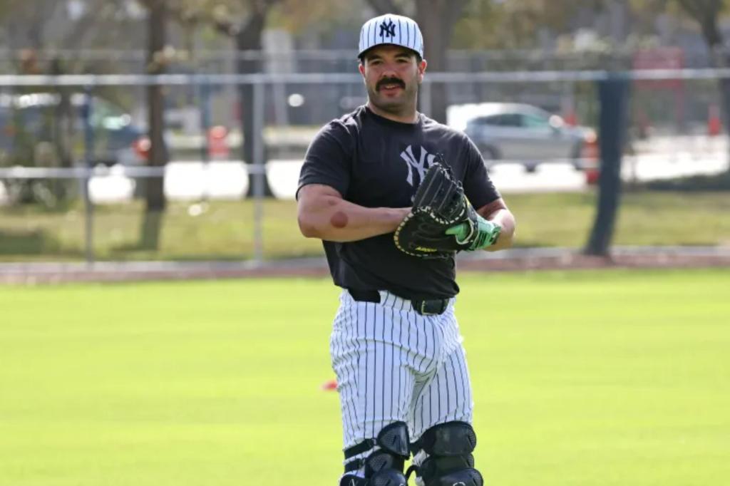 You are currently viewing Yankees’ Austin Wells taking time before swinging in spring training