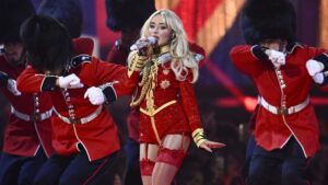 Read more about the article Sabrina Carpenter Scandalizes Prudes at The BRIT Awards