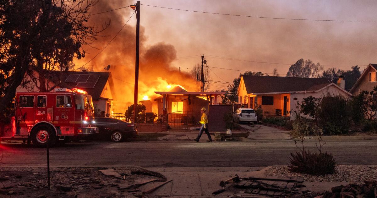 You are currently viewing Emergency management officials not to blame for west Altadena alert failures, sources say