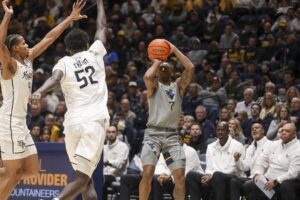 Read more about the article Javon Small leads West Virginia over UCF in season finale