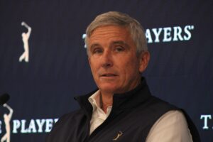 Read more about the article Jay Monahan discusses ‘ebbs and flows’ of PGA-LIV talks, pace of play