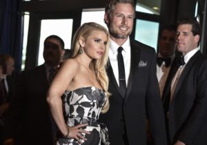 Read more about the article Jessica Simpson Hints That Eric Johnson Cheated In New Song