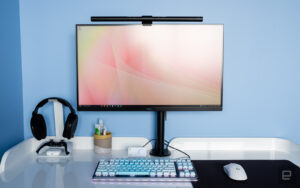 Read more about the article How to clean all the screens in your home