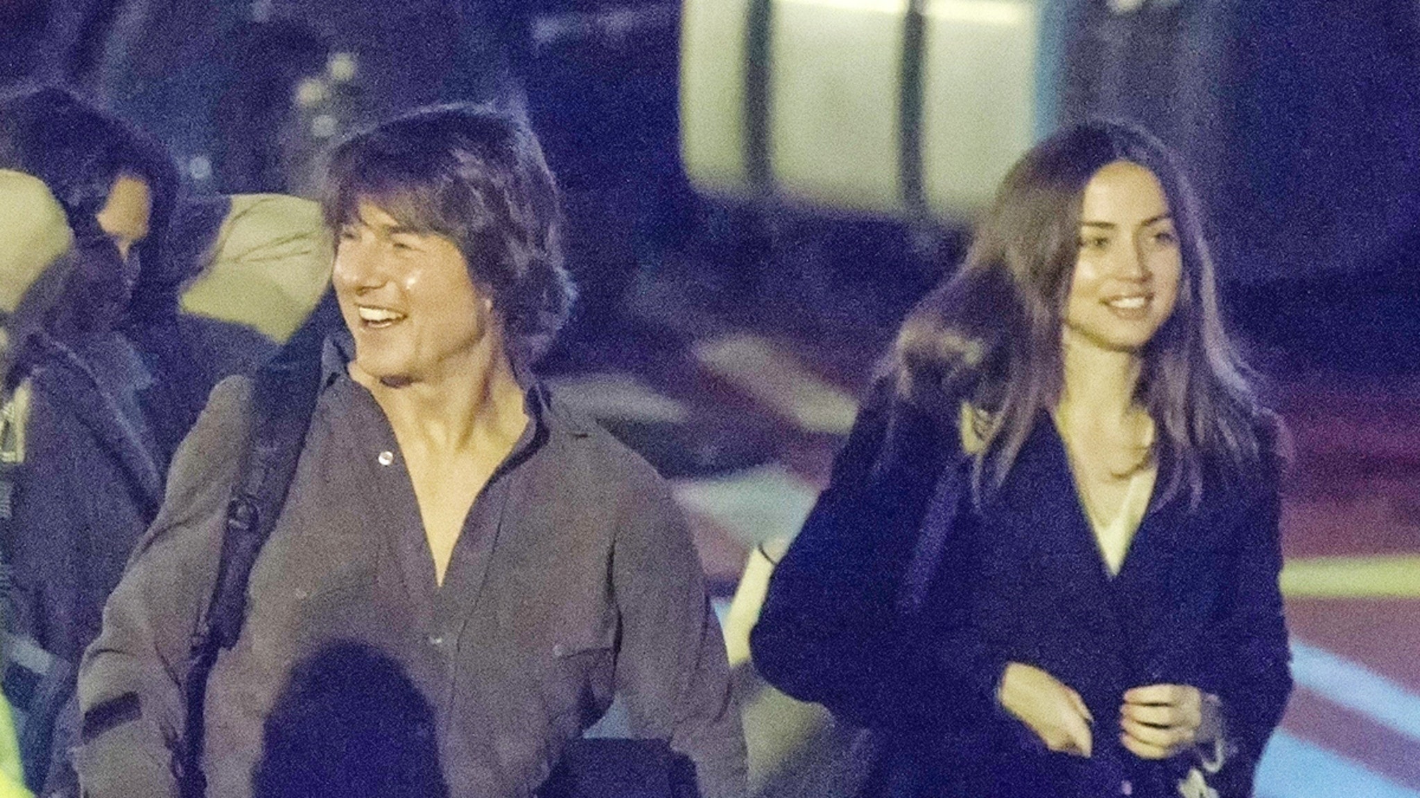 You are currently viewing Tom Cruise & Ana de Armas Fuel Dating Rumors, Another Outing in England